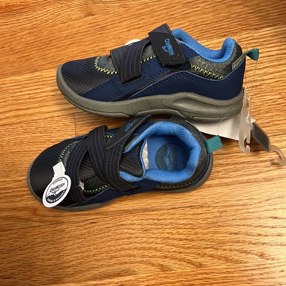 OshKosh B’Gosh Everplay Toddler Sneakers Size 9 - Picture 3 of 7